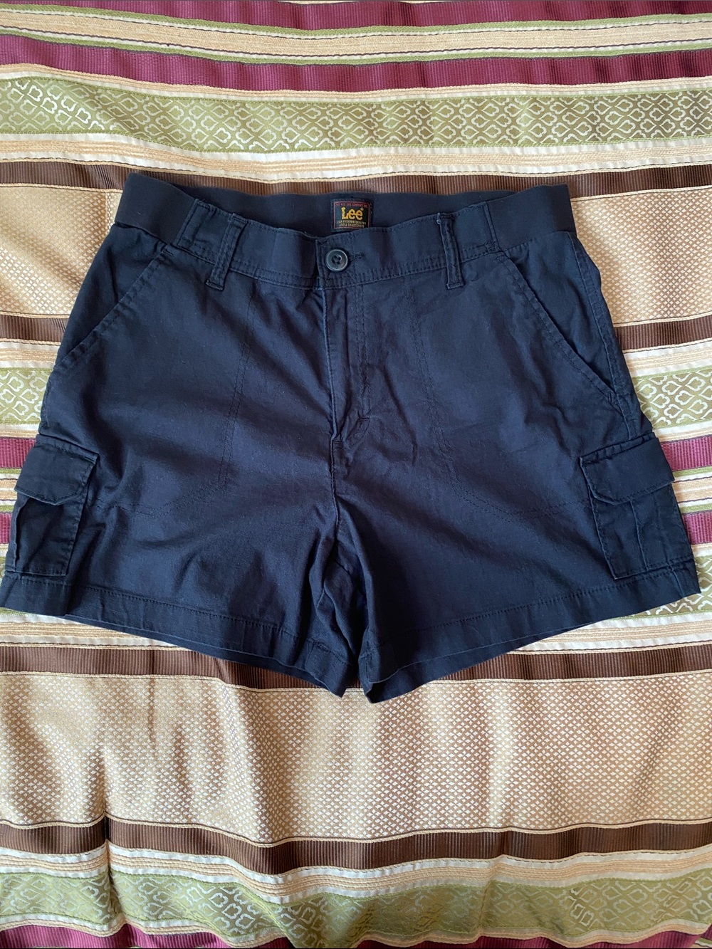 Lee Women's Black Cargo Shorts with Side Pockets
